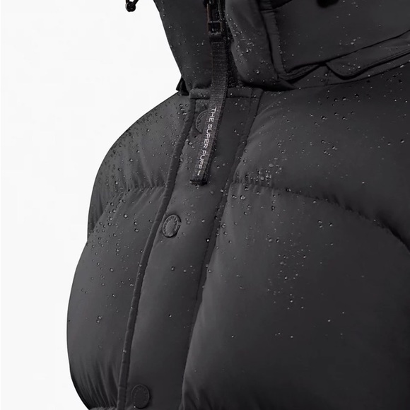 Aritzia super puff - Picture 5 of 5